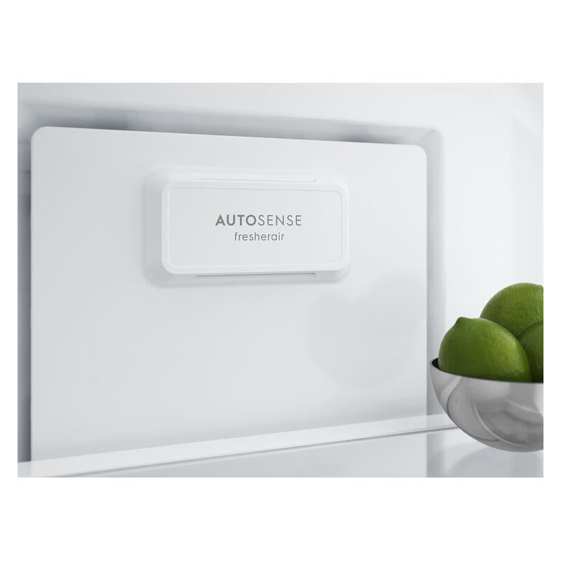 Westinghouse 496L Bottom Mount Fridge Freezer - White